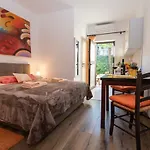 Studio Apartman Tasha